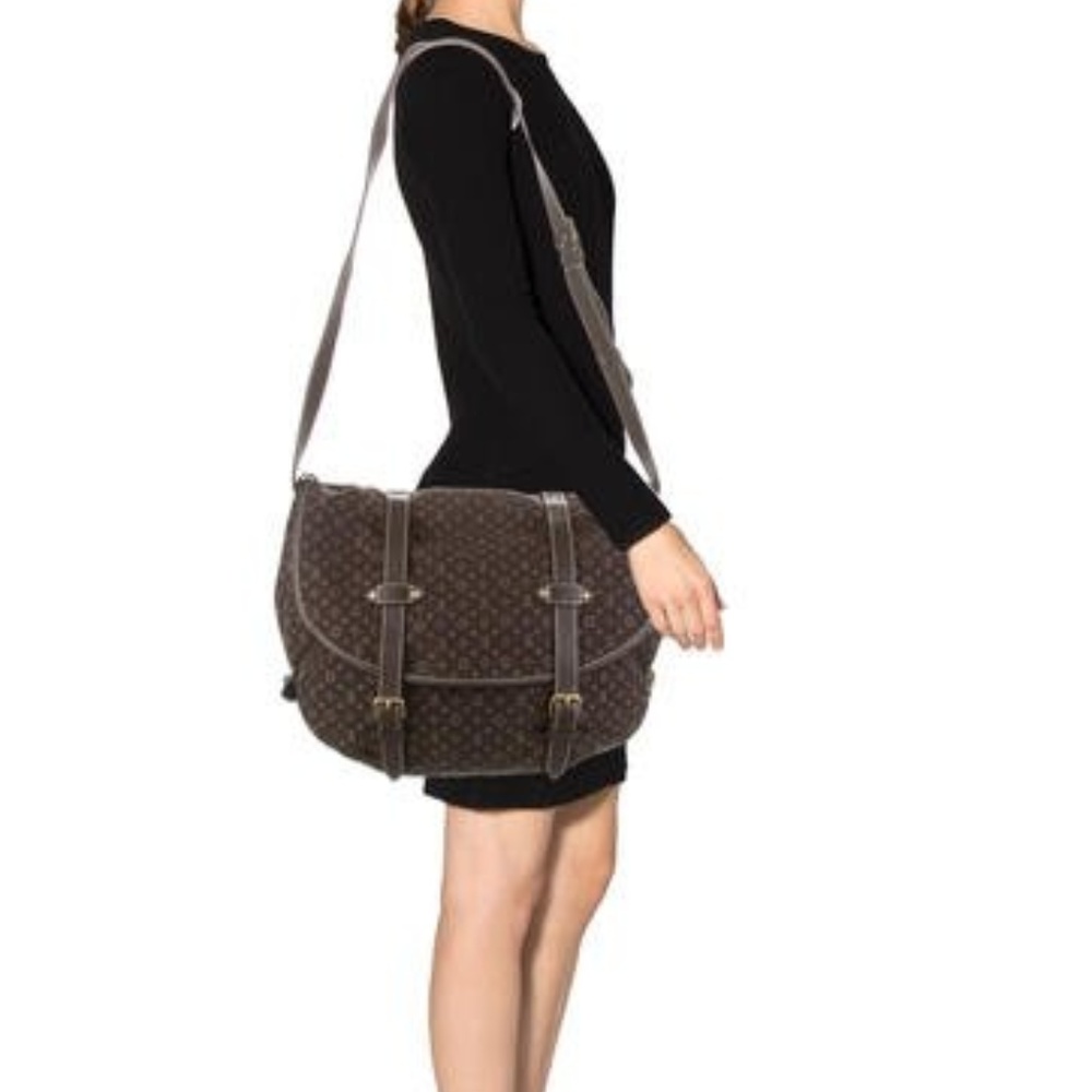 Louis Vuitton SAUMUR 43 Messenger Bag
